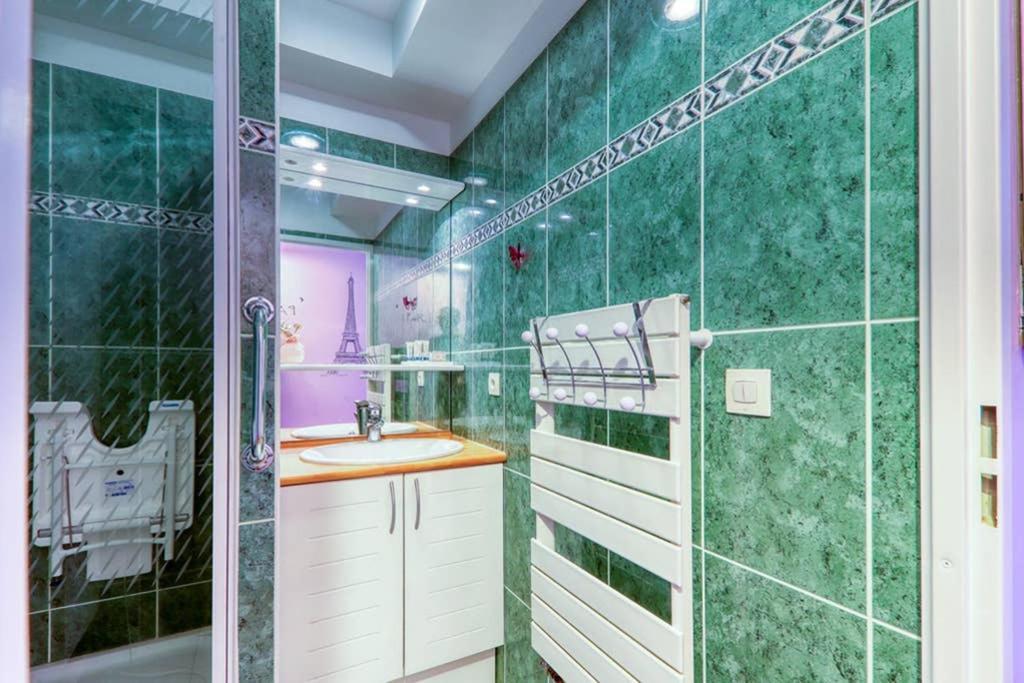 Amilly Park 6 Personnes 2 Chambres Pk Prive En Sous Sol Serris Exterior foto